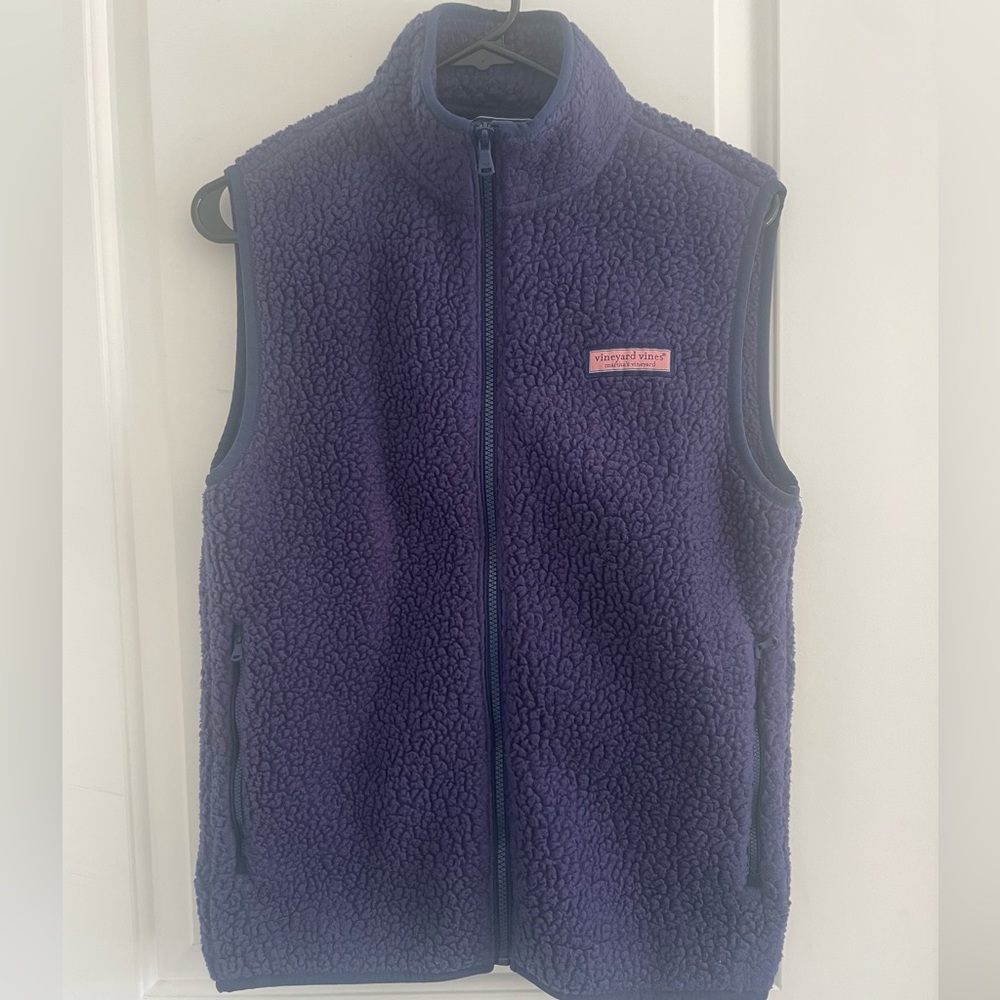 Vineyard Vines fleece vest